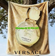 Versace Eros Pour Femme Gold Tone Print Fleece Throw Blanket IMG_1619